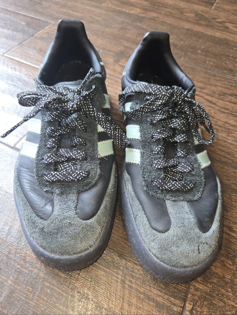 Adidas Women's Black & Mint Samba